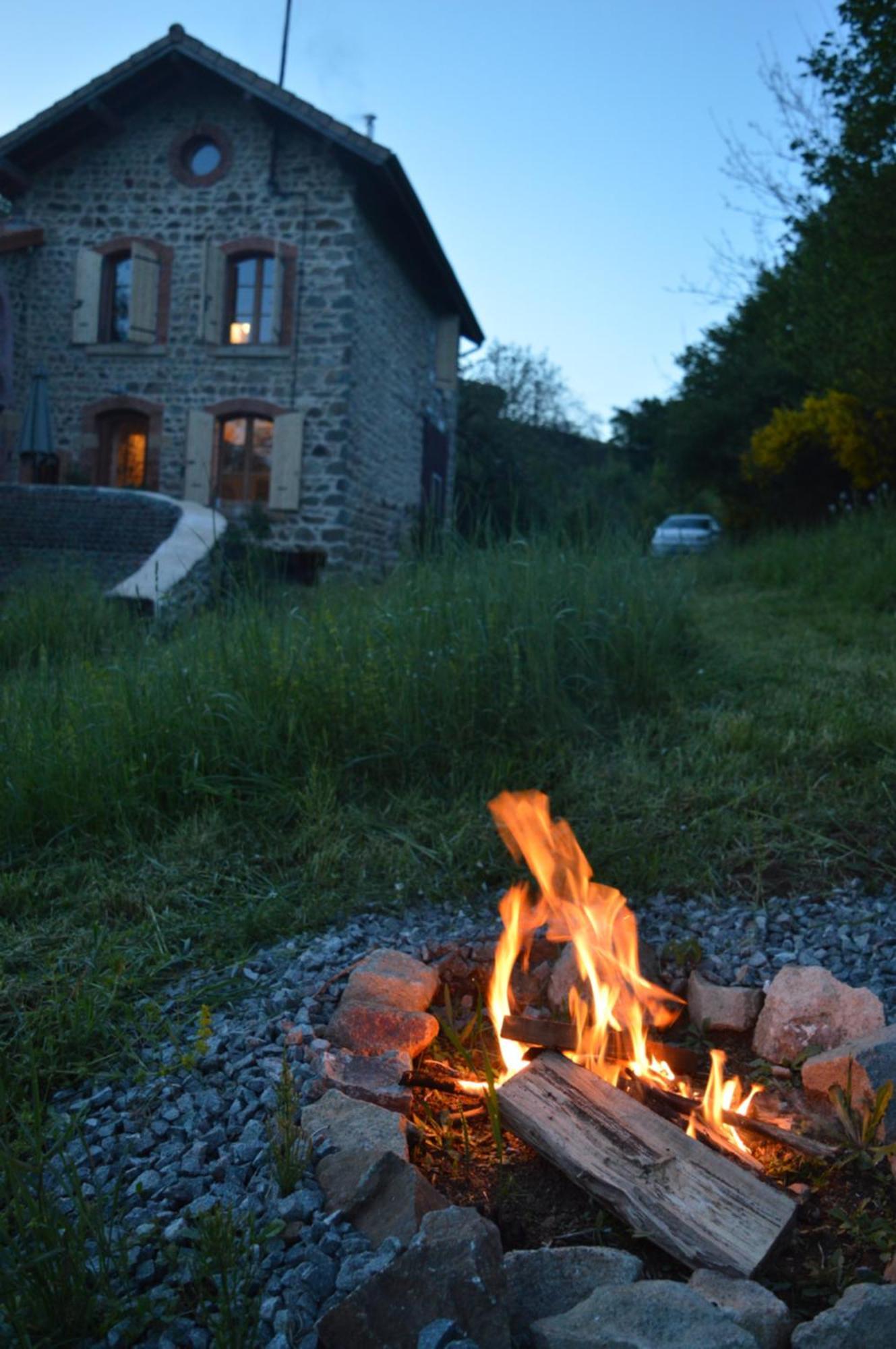 Villa La Fabrique Du Roncon à Saint-Bonnet-le-Troncy Extérieur photo